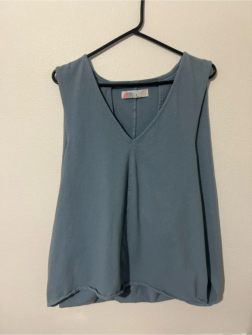 Free People Beach Relaxed Swing-Style V -Neck Tank Top (Dusty Blue)
